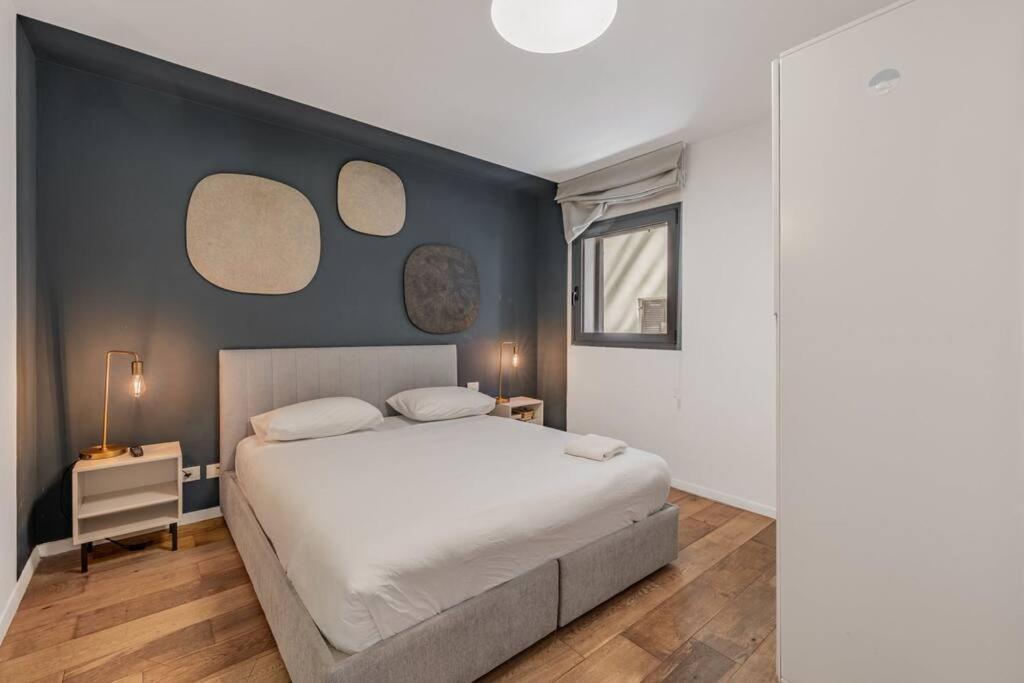 Allenby 114 Triplex Apartment Tel Aviv